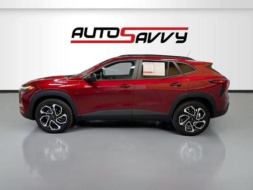 Crimson Metallic 2025 Chevrolet Trax FWD 2RS