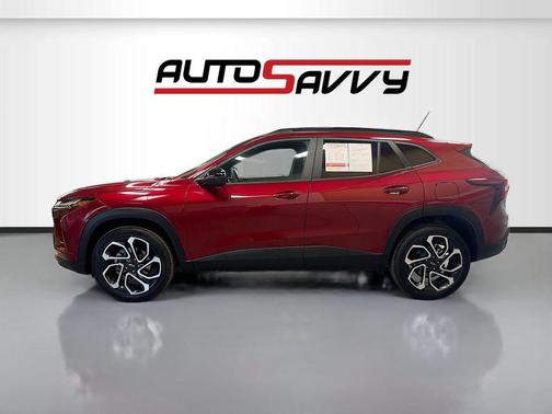 Crimson Metallic 2025 Chevrolet Trax FWD 2RS