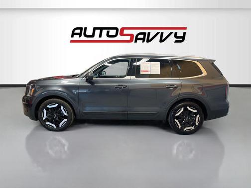 Gravity Gray 2023 Kia Telluride EX