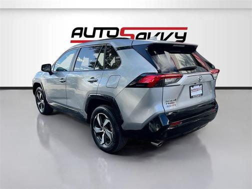 2024 Toyota RAV4 Prime SE