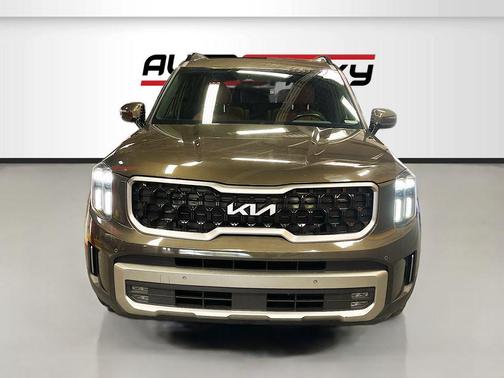 Dark Moss 2023 Kia Telluride SX X-Line