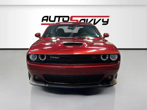 Octane Red Pearlcoat 2019 Dodge Challenger R/T Scat Pack
