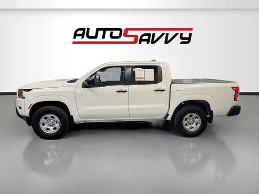 Glacier White 2024 Nissan Frontier S
