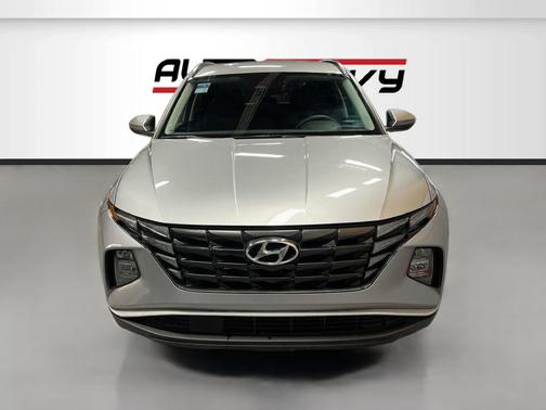 Shimmering Silver 2023 Hyundai TUCSON Hybrid Blue