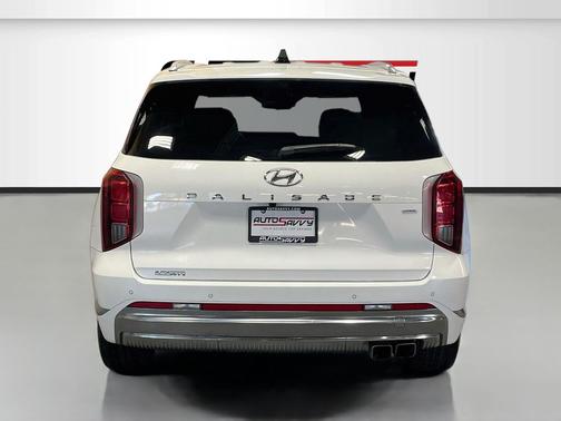 Hyper White 2023 Hyundai PALISADE Calligraphy