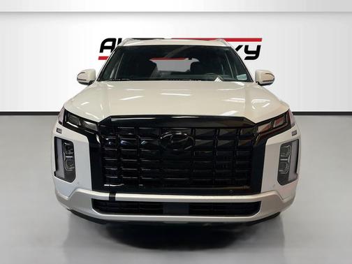 Hyper White 2023 Hyundai PALISADE Calligraphy