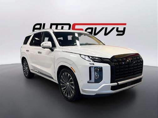 Hyper White 2023 Hyundai PALISADE Calligraphy