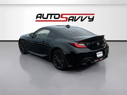 2023 Toyota GR86 Premium