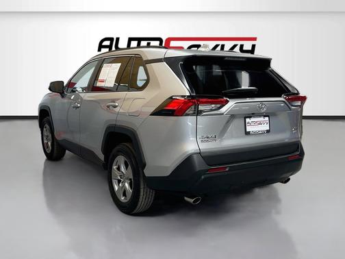 Silver Sky Metallic 2025 Toyota RAV4 XLE