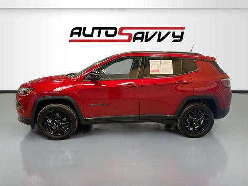 Red Hot Pearlcoat 2026 Jeep Compass Latitude