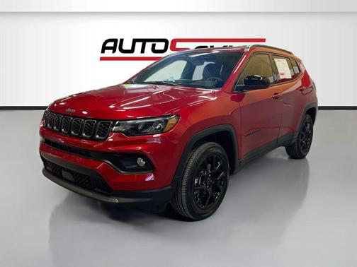 Red Hot Pearlcoat 2026 Jeep Compass Latitude