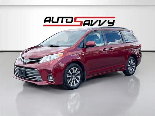 2019 Toyota Sienna XLE