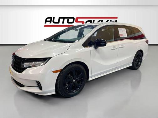 Platinum White Pearl 2023 Honda Odyssey Sport
