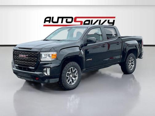 Onyx Black 2022 GMC Canyon AT4