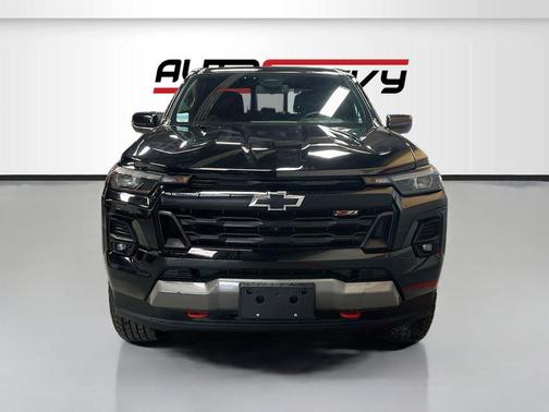 Black 2024 Chevrolet Colorado Z71