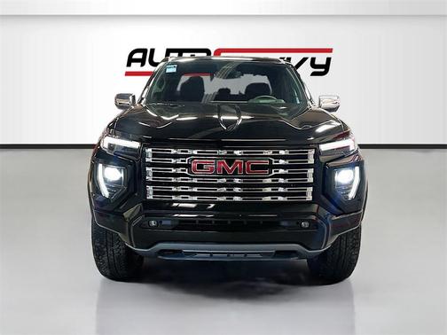2025 GMC Canyon Denali