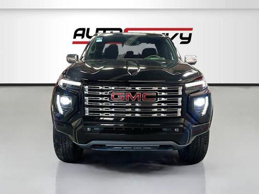 2025 GMC Canyon Denali