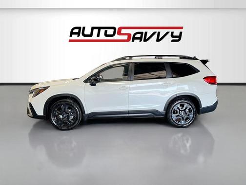Crystal White Pearl 2025 Subaru Ascent Onyx Edition Touring