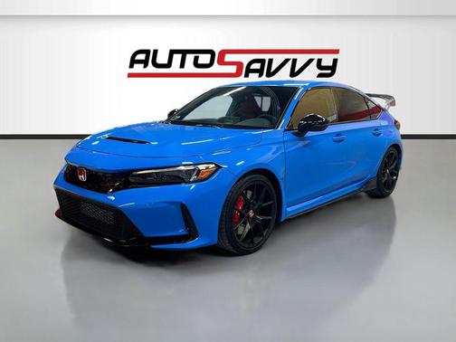 Boost Blue Pearl 2024 Honda Civic Type R