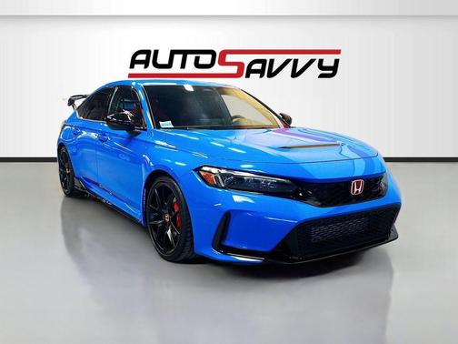 Boost Blue Pearl 2024 Honda Civic Type R