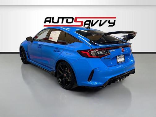 Boost Blue Pearl 2024 Honda Civic Type R