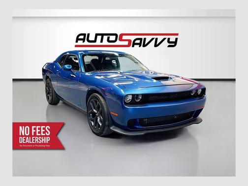 Frostbite 2023 Dodge Challenger SXT