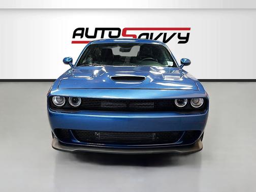 Frostbite 2023 Dodge Challenger SXT
