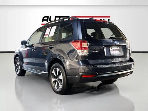 2017 Subaru Forester 2.5i