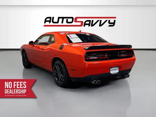Go Mango! 2022 Dodge Challenger GT