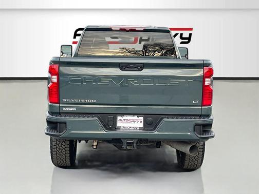 2025 Chevrolet Silverado 3500 LT