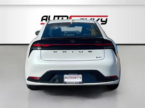 2024 Toyota Prius XLE