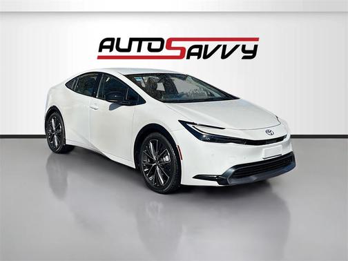 2024 Toyota Prius XLE