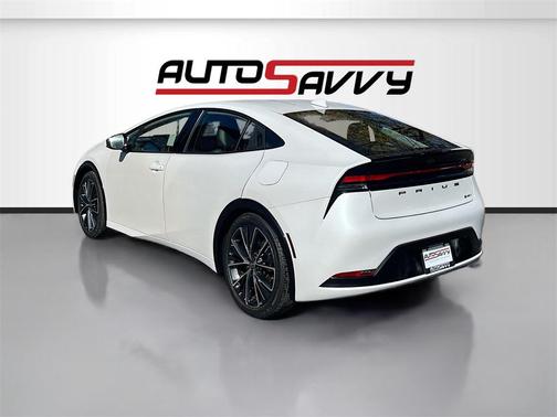 2024 Toyota Prius XLE