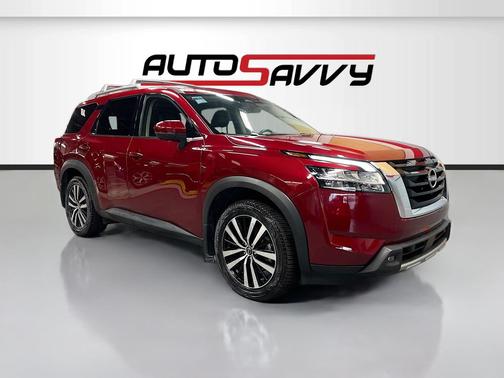 Scarlet Ember Tintcoat 2023 Nissan Pathfinder Platinum
