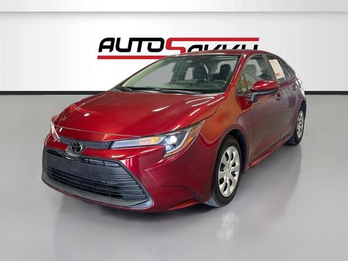 Pearl 2025 Toyota Corolla LE