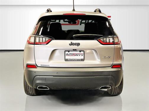 2022 Jeep Cherokee Latitude Lux