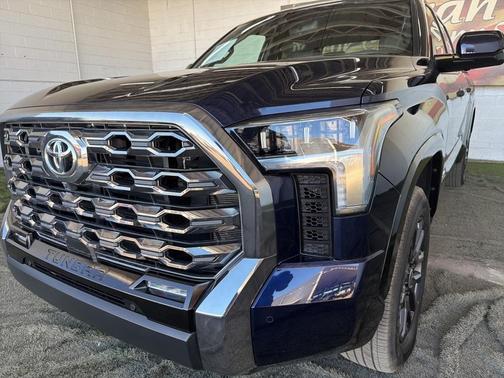 2024 Toyota Tundra Platinum