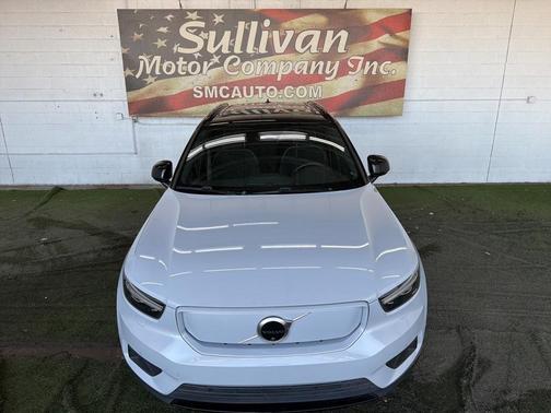2022 Volvo XC40 Recharge Pure Electric P8 Twin Plus