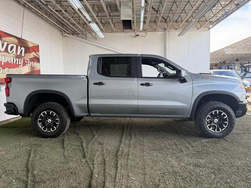 2024 Chevrolet Silverado 1500 ZR2