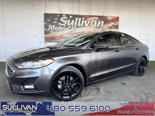 2020 Ford Fusion SE
