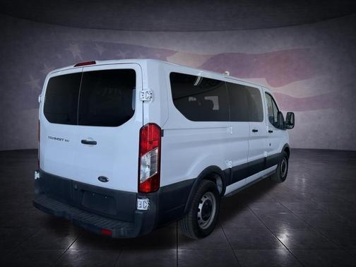 2017 Ford Transit-150 XL