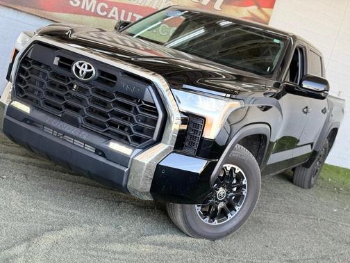 2022 Toyota Tundra SR5