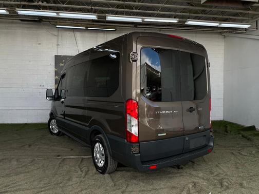 2016 Ford Transit-150 XLT