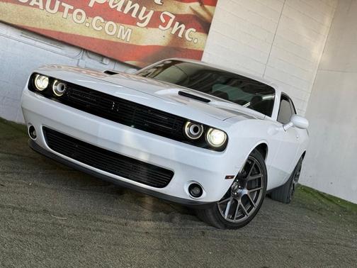 2017 Dodge Challenger R/T