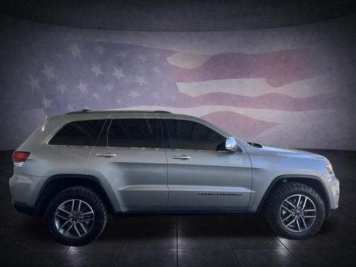Silver 2021 Jeep Grand Cherokee Limited