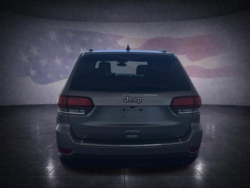 Silver 2021 Jeep Grand Cherokee Limited