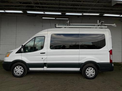 2016 Ford Transit-150 XLT