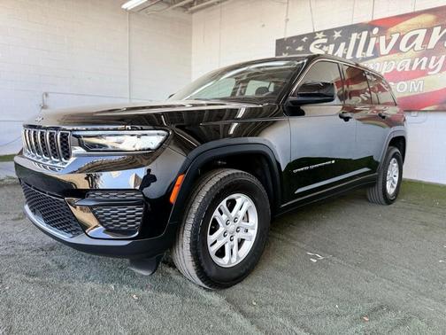 2023 Jeep Grand Cherokee Laredo