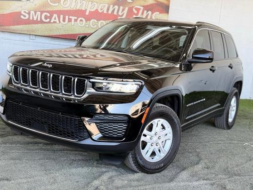 2023 Jeep Grand Cherokee Laredo