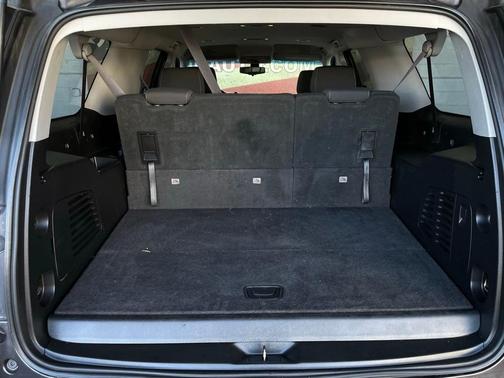 2017 Chevrolet Suburban LS